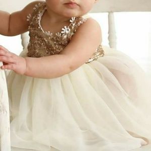 Flower girl, birthday, or photo shoot dress!